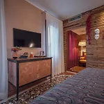Cinqueteste Luxury 4*