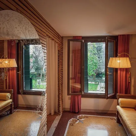Гостевой дом Cinqueteste Luxury Венеция