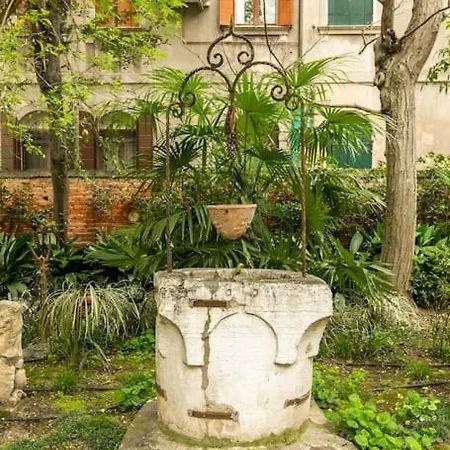 Cinqueteste Luxury 4*