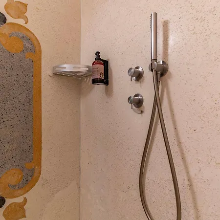 Cinqueteste Luxury Венеция