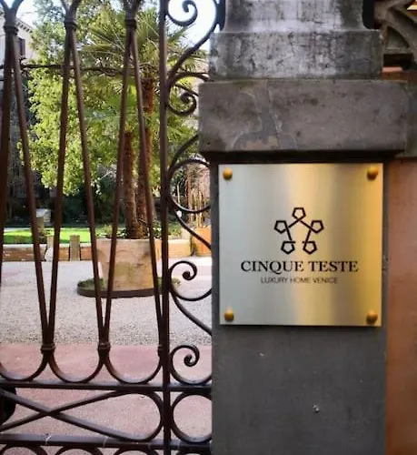 Cinqueteste Luxury 4* البندقية