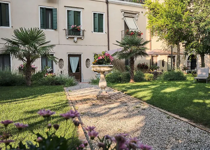 Cinqueteste Luxury بيت ضيافة البندقية