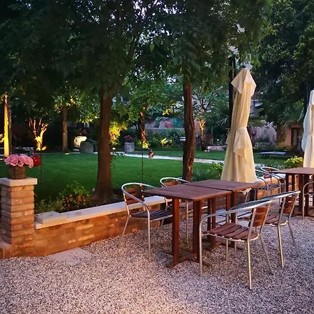 Cinqueteste Luxury بيت ضيافة البندقية