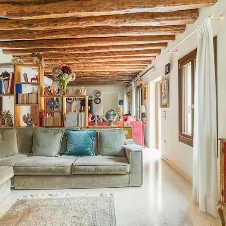 Cinqueteste Luxury 4*