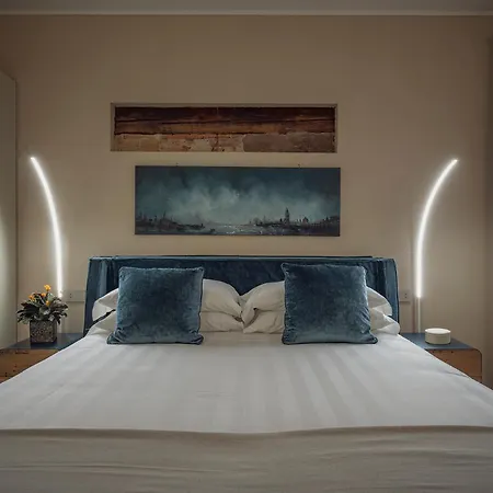 Cinqueteste Luxury