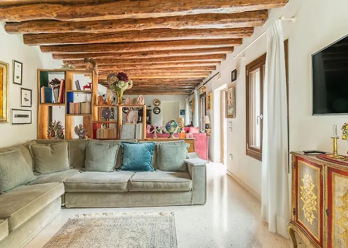 Cinqueteste Luxury 4*