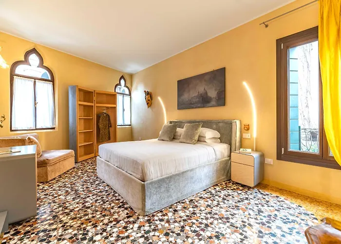 Cinqueteste Luxury 4* Venise