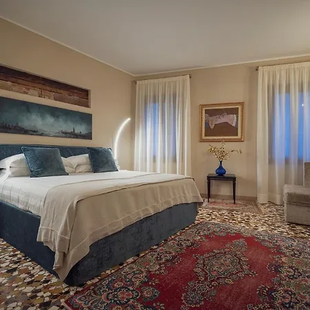 Cinqueteste Luxury Πανσιόν