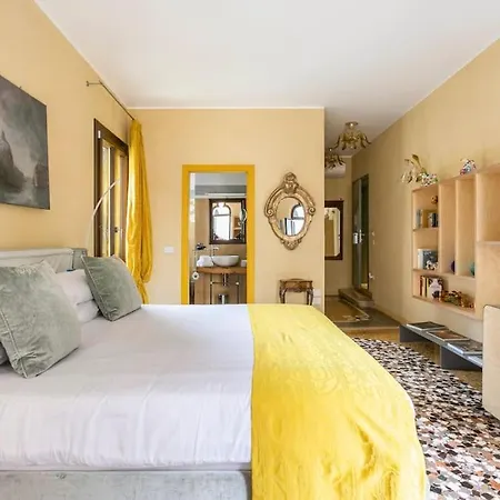 Cinqueteste Luxury Πανσιόν