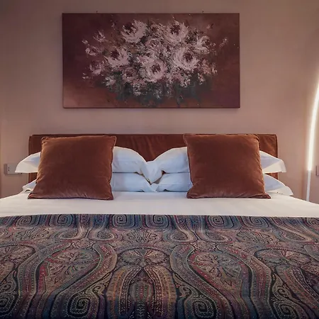 Cinqueteste Luxury Gæstehus