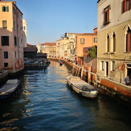 Cinqueteste Luxury Gasthof Venedig